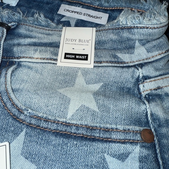 Judy Blue Starry Light Blue Straight Leg Cropped Jeans - Picture 3 of 4